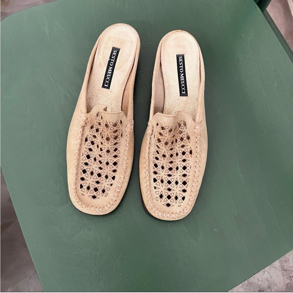 Sesto Meucci Leather Diamond Cut Out Gold Slipper Moccasin Style Flats